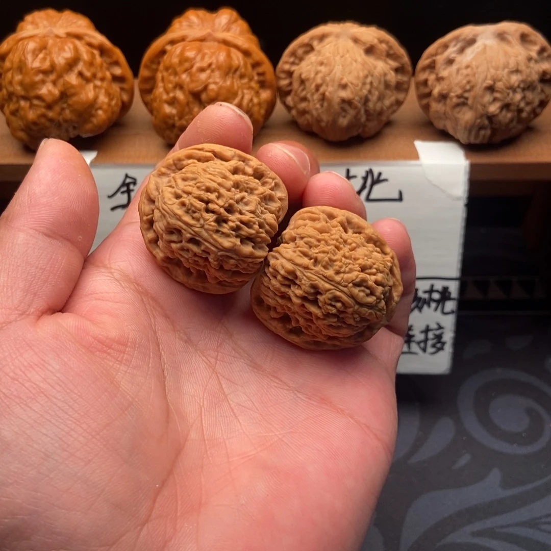 文玩核桃把件南疆石(34尺寸)