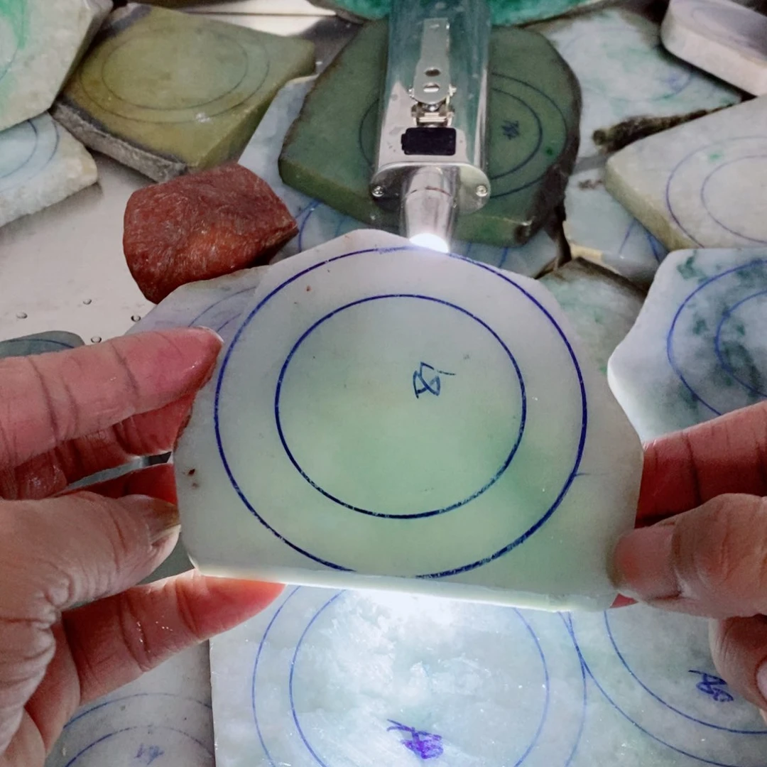 未镶嵌手镯定制定制翡翠