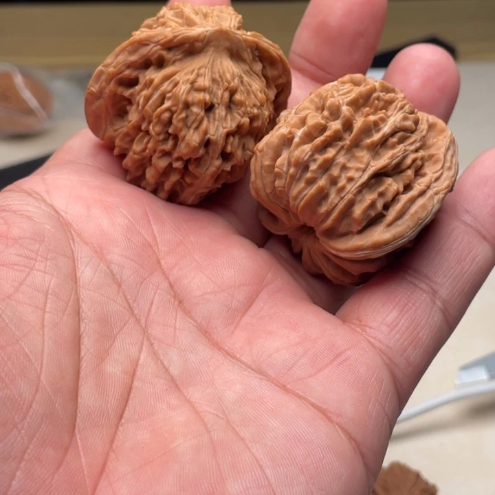 無***声文玩核桃吊坠四座楼