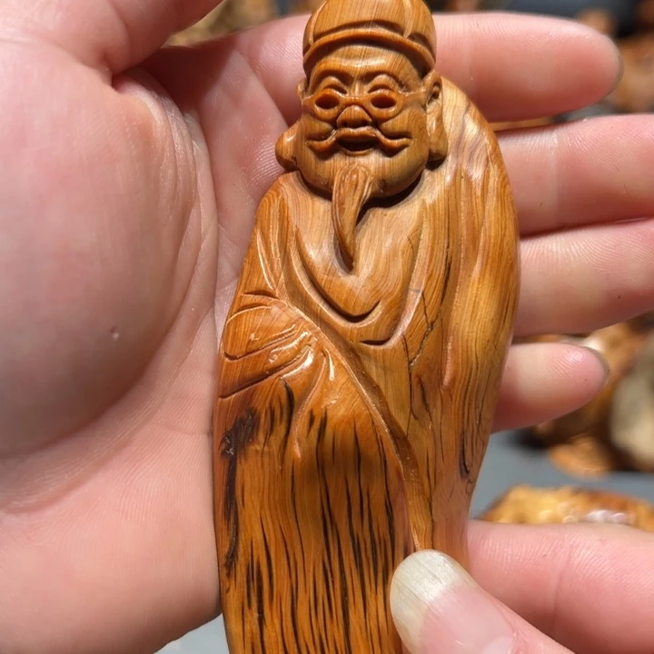 柏木（崖柏）点点关注