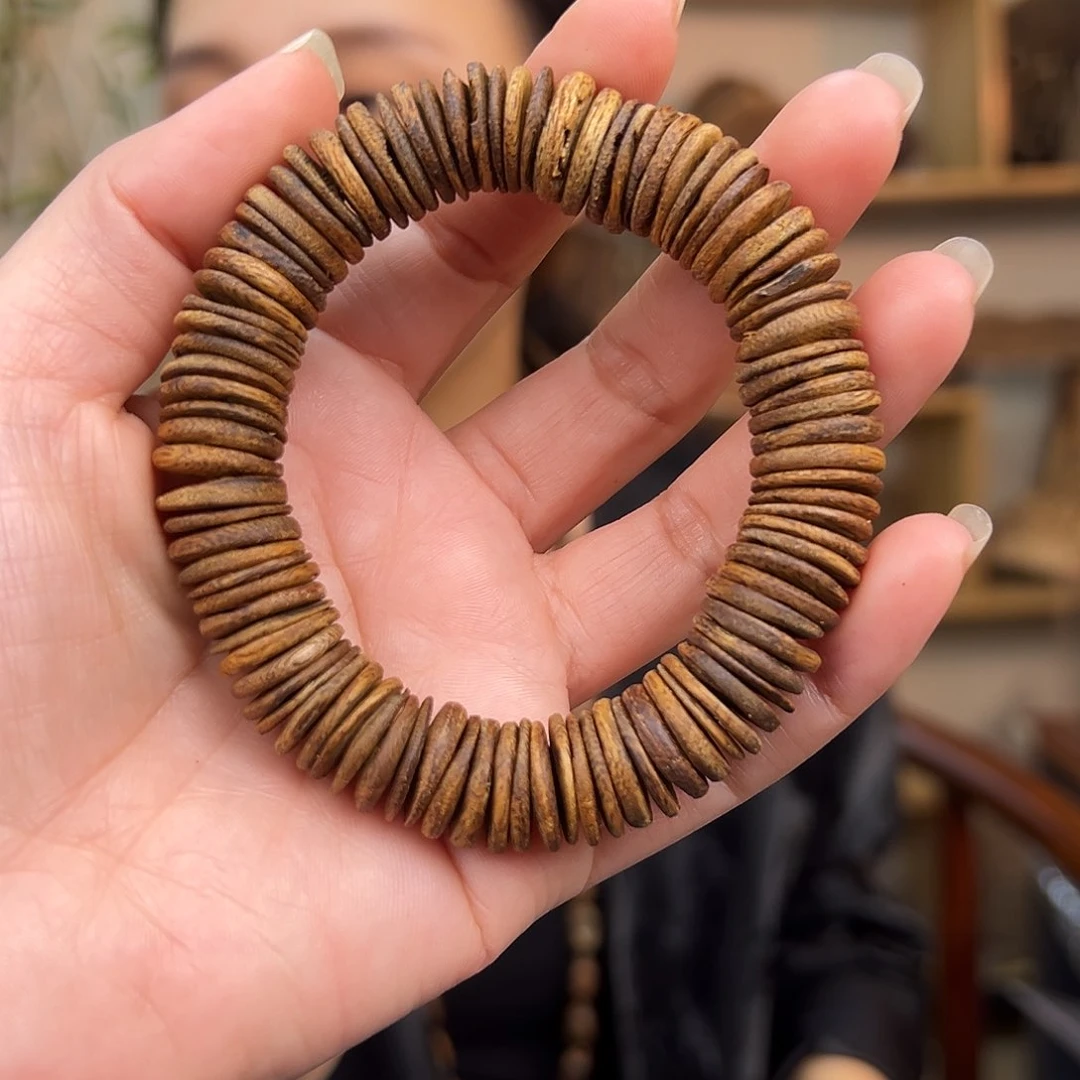 沉香手串海南莺歌绿奇楠金沙叶药片多样性发货一条1.3