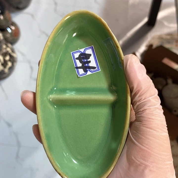 瓷片五厂帝王绿料碟微瑕疵