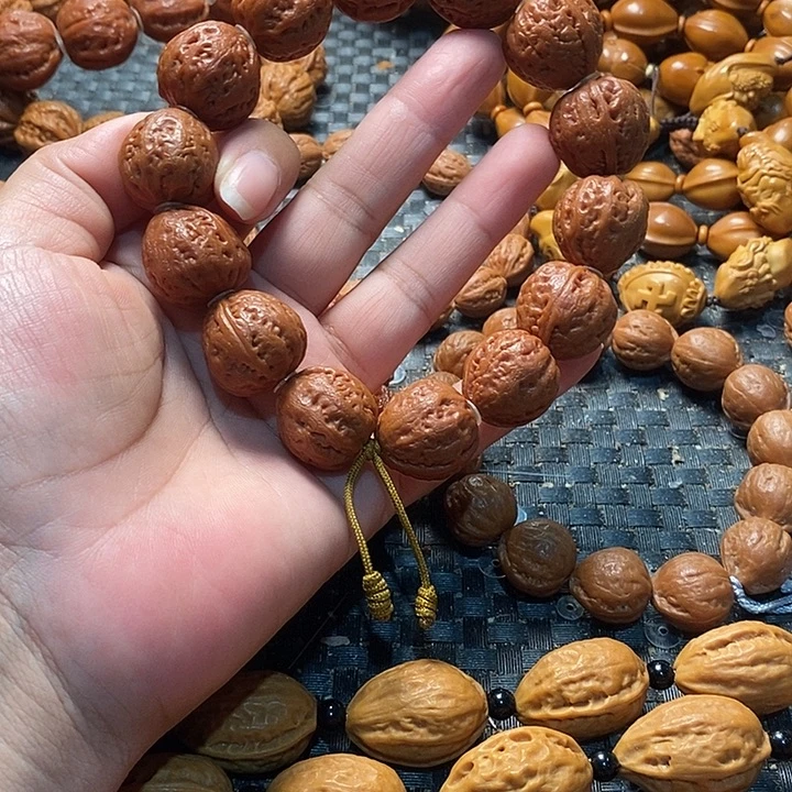 老***瑞手串文玩核桃粗筋