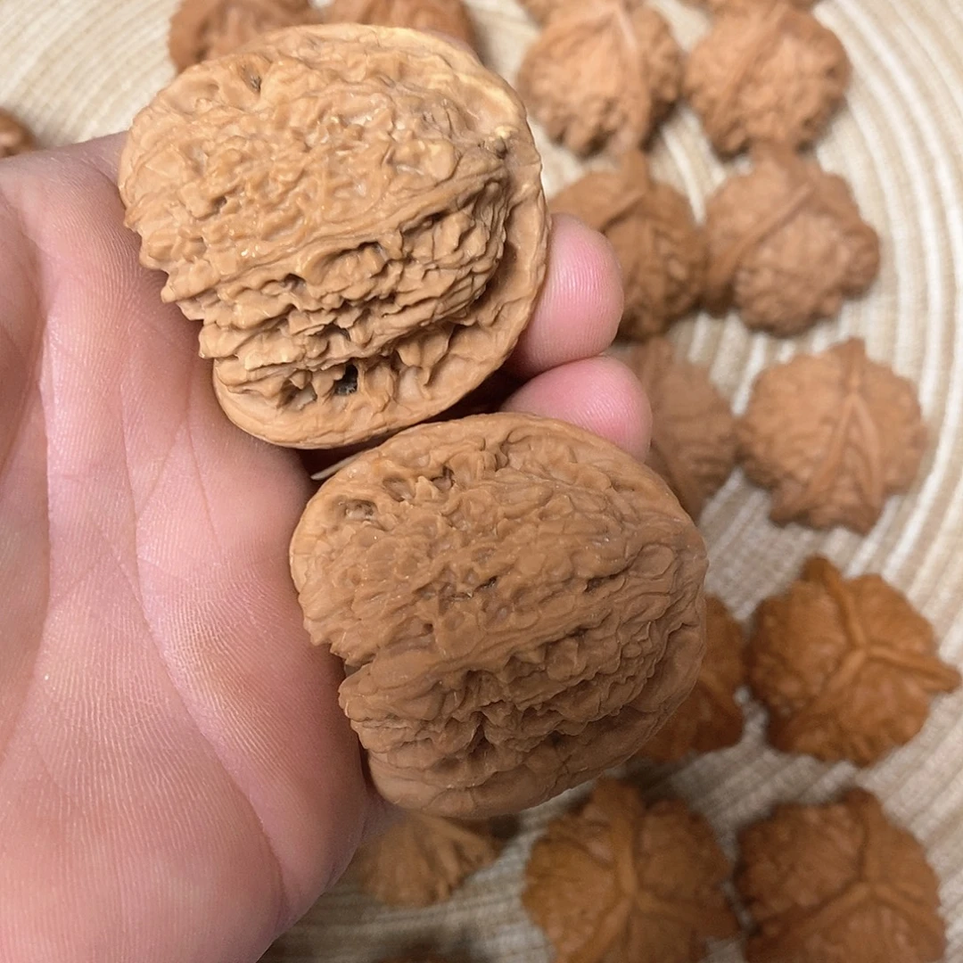 木质文玩麻核桃南将石