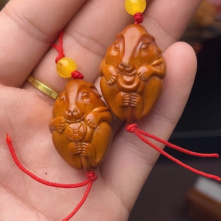 橄榄核吊坠橄榄核招财鼠1.9