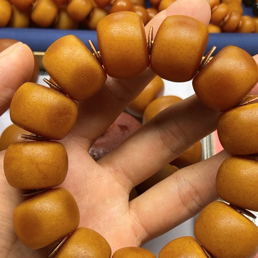 【闪购商品】蜜蜡未镶嵌珠宝奇石执***?橘皮墩子