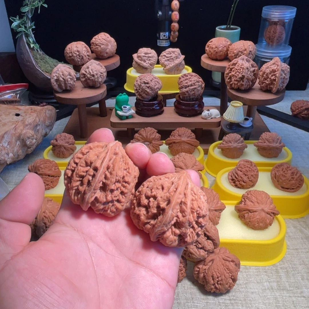 大***简吊坠文玩核桃46粗筋