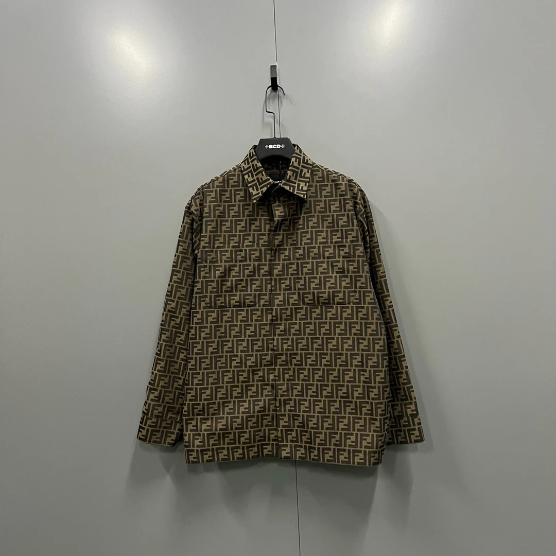 99新 FENDI/芬迪 tt 满印双F翻领夹克 48码/008166经典休闲