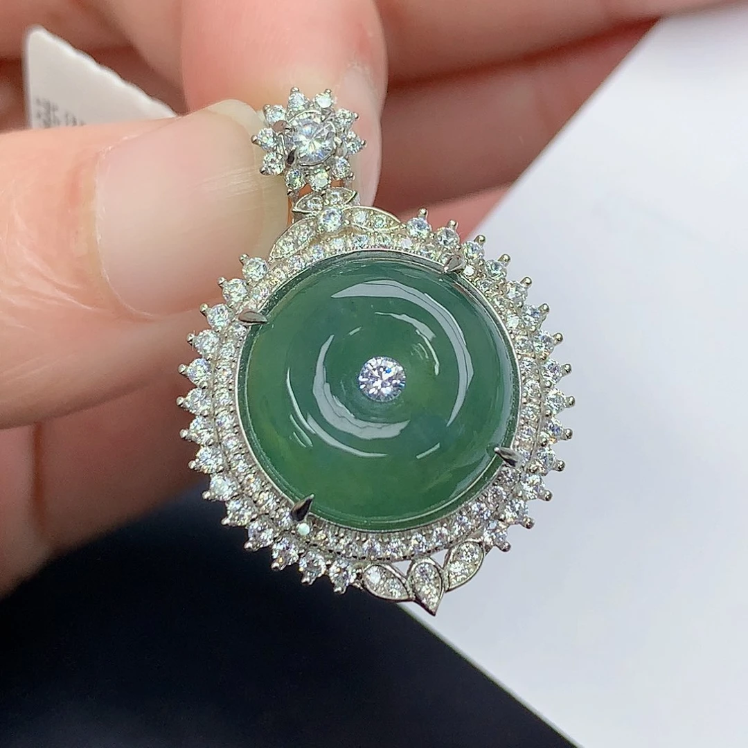 颈饰银S925镶嵌翡翠