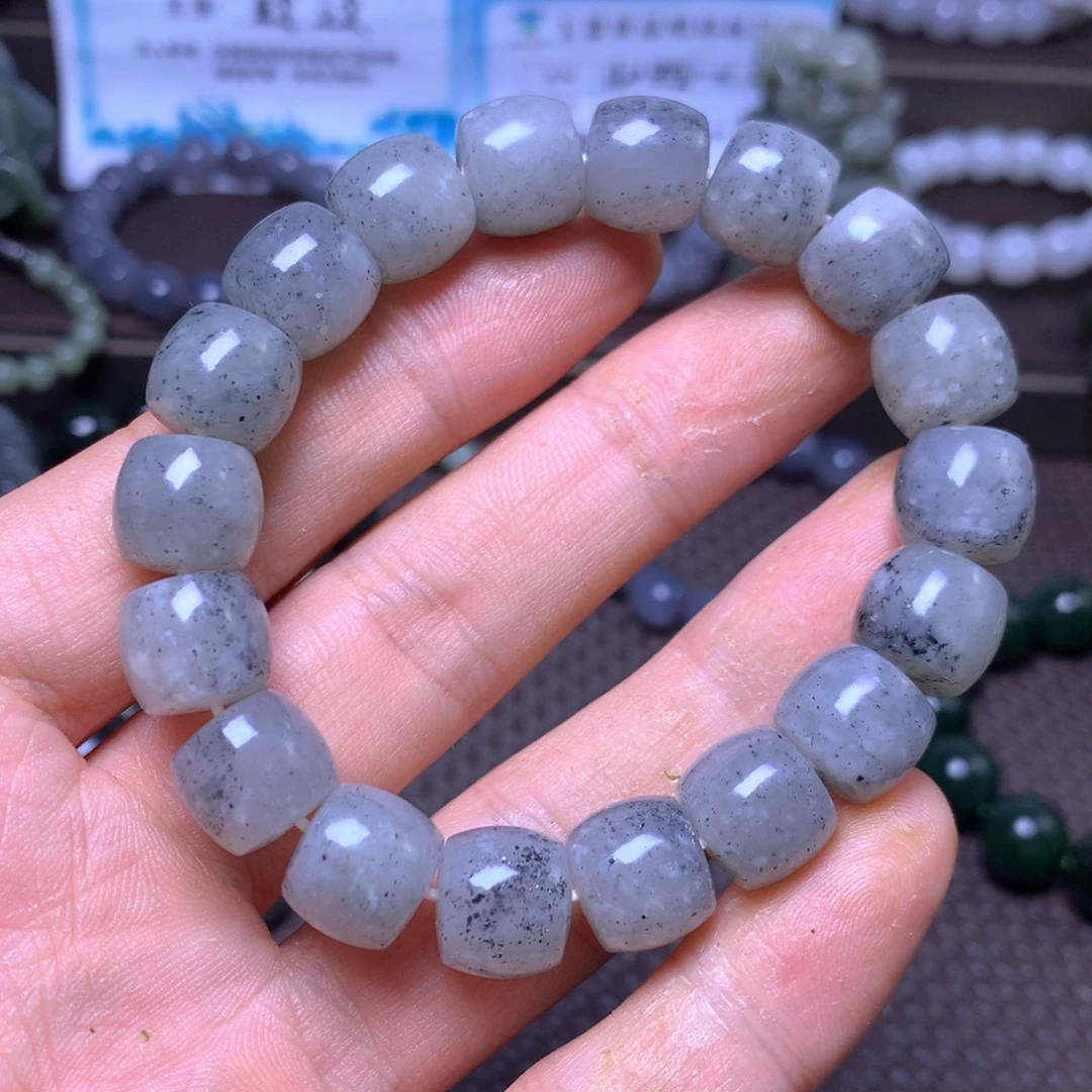 和田玉未镶嵌手串