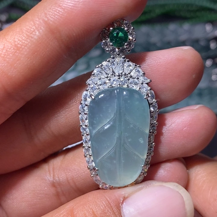 翡翠未镶嵌颈饰天然翡翠