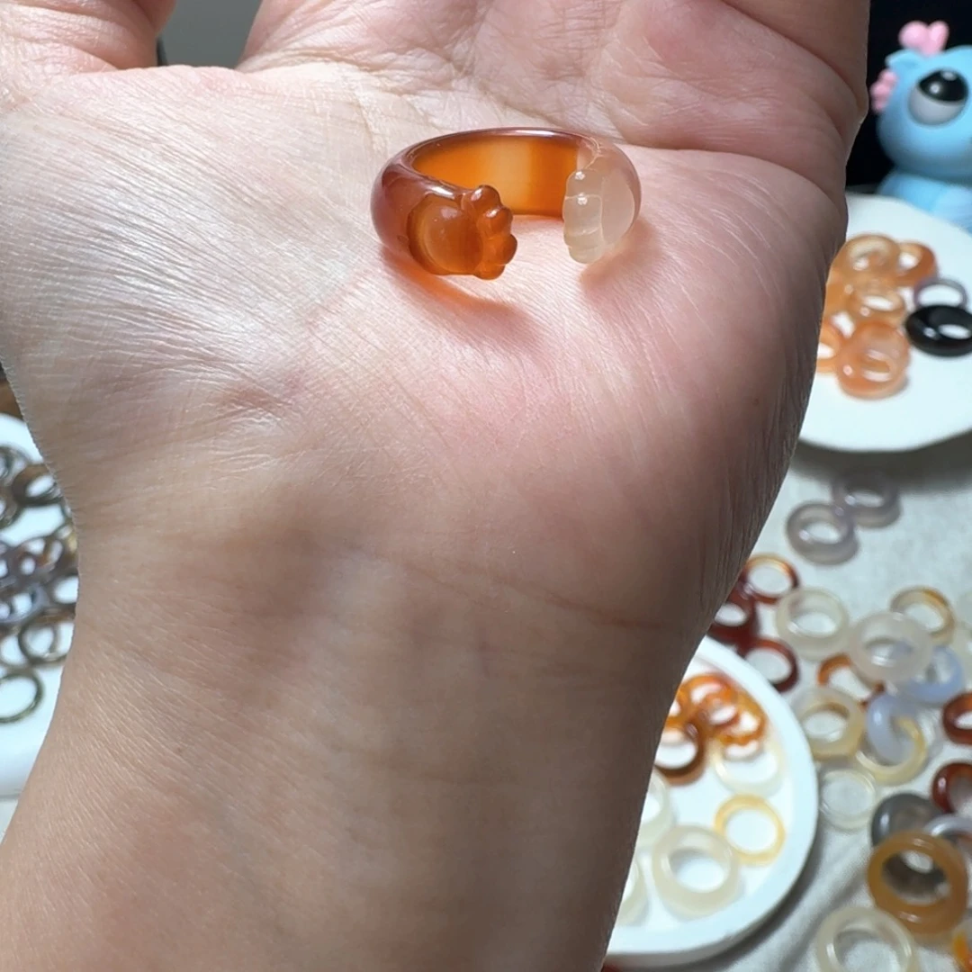 未镶嵌戒指玛瑙/玉髓646港11