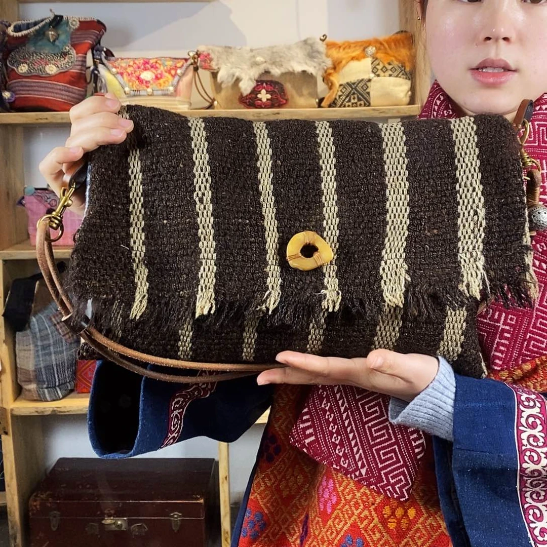织绣手工制作包包