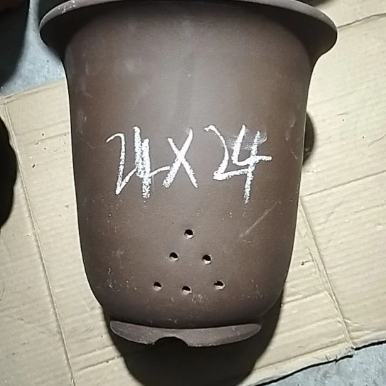 紫砂特大金钟一个