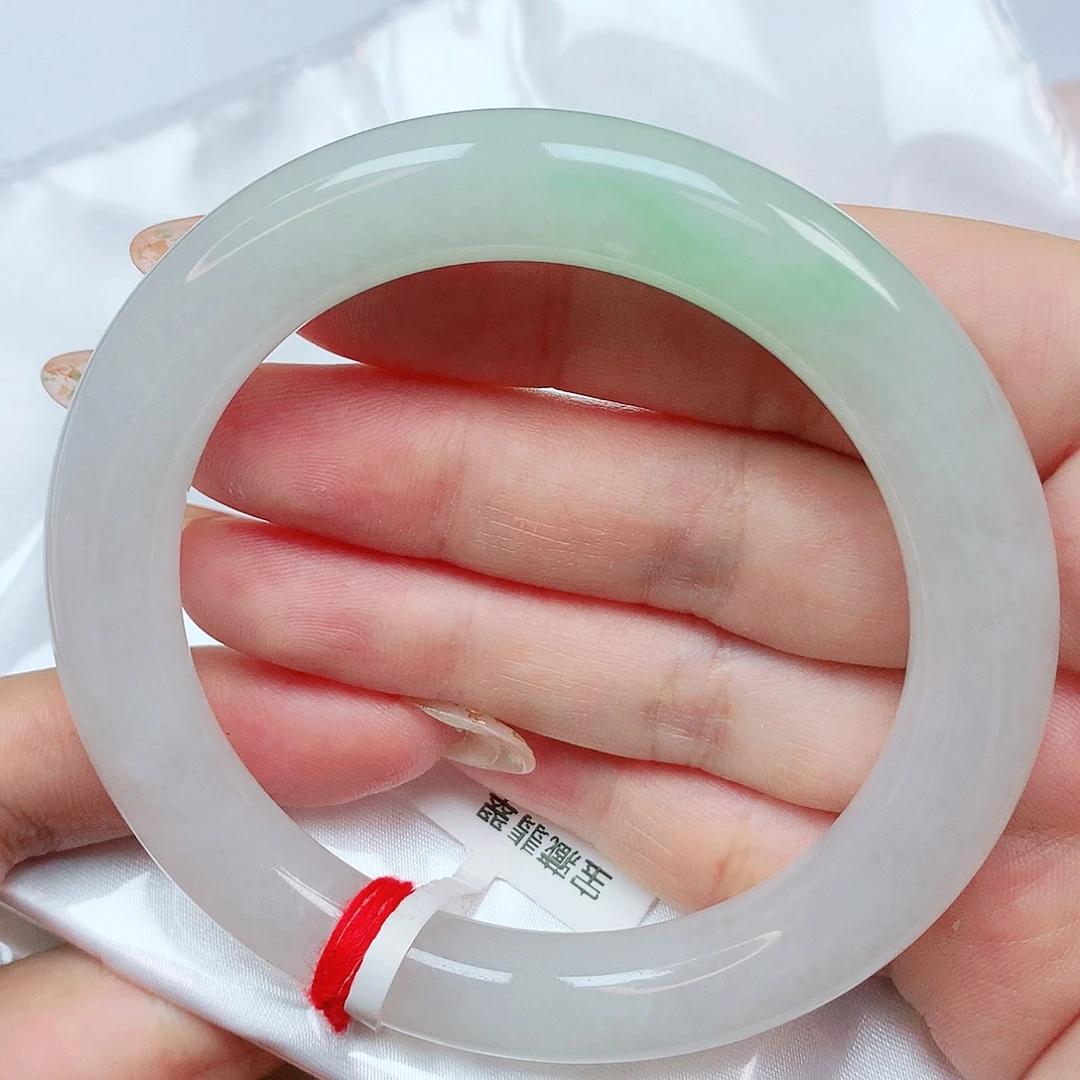 翡翠未镶嵌手镯抖音122