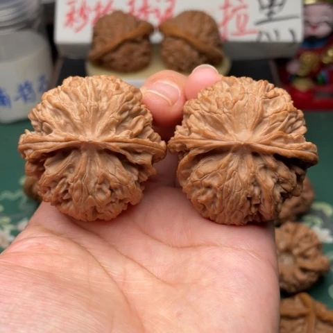 【闪购商品】把件文玩核桃44全品苹果园