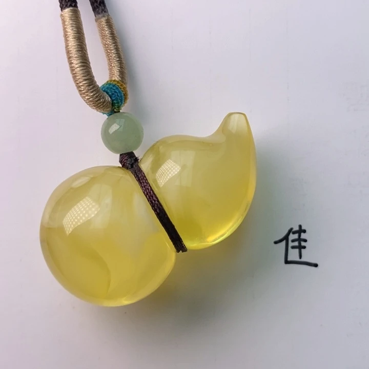 未镶嵌琥珀珠宝奇石