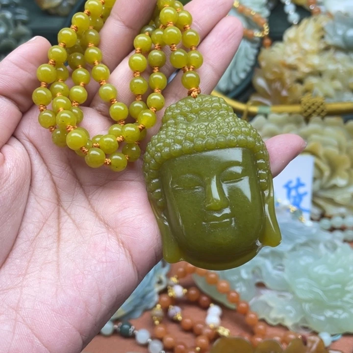 蛇纹石玉吊坠合金