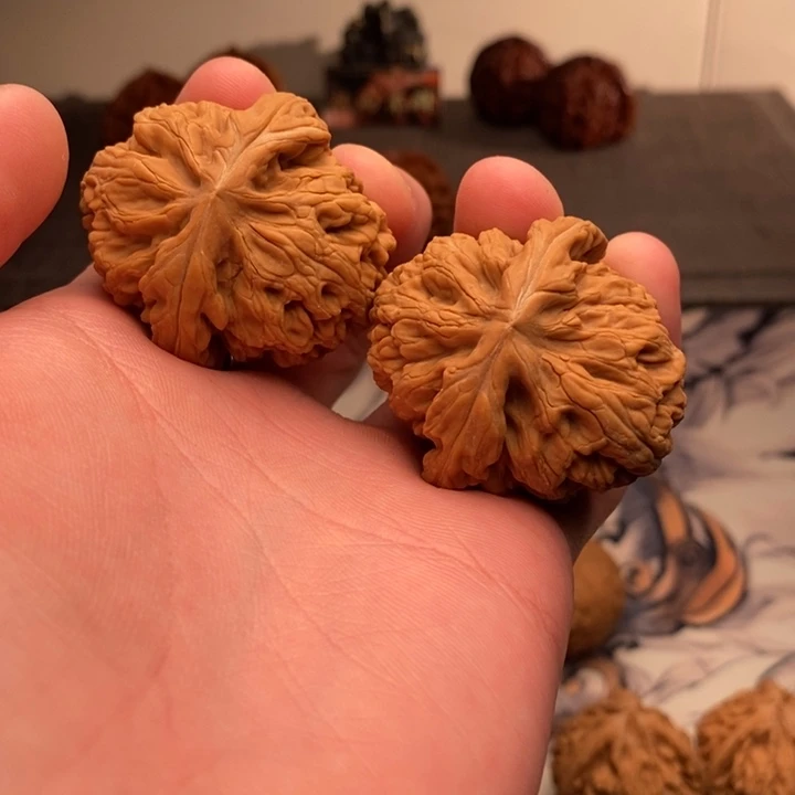 把件文玩核桃43红锦鲤