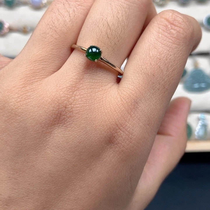 翡翠未镶嵌戒指戒指