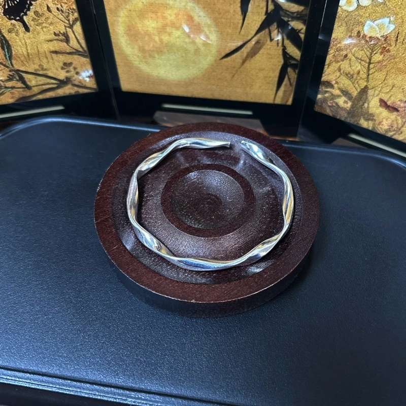 精品银手镯（无礼盒） S218