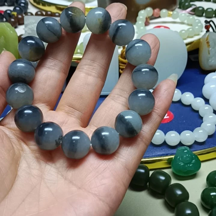 ****8手串未镶嵌和田玉