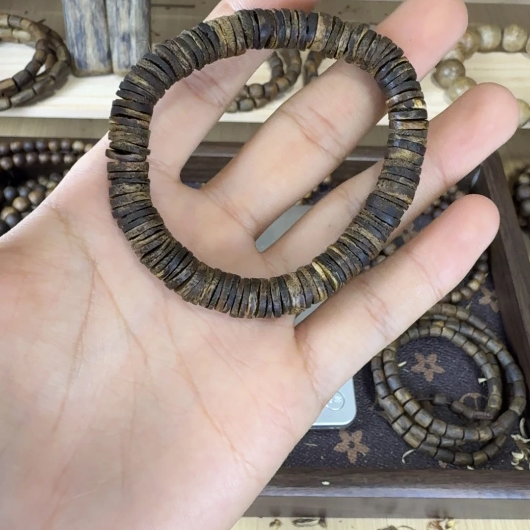 沉香碎屑沉香奇楠沉香片片多样性发一