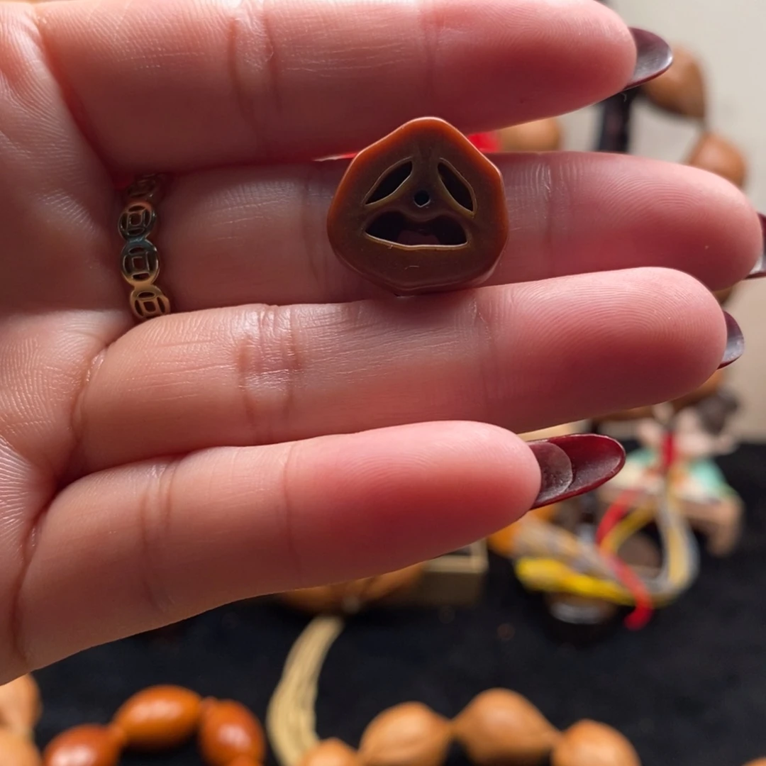 橄榄核手串/手链囧脸