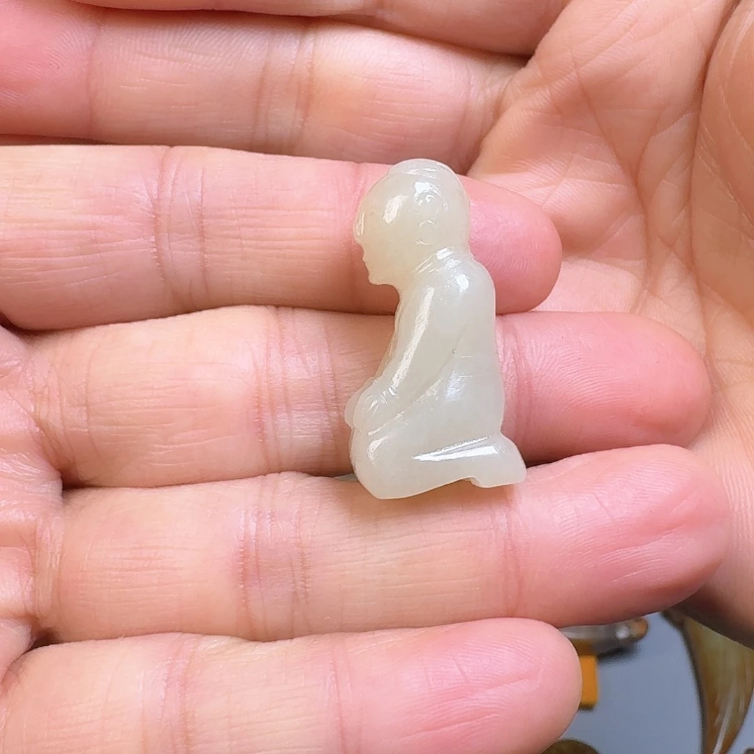 和田玉车挂未镶嵌