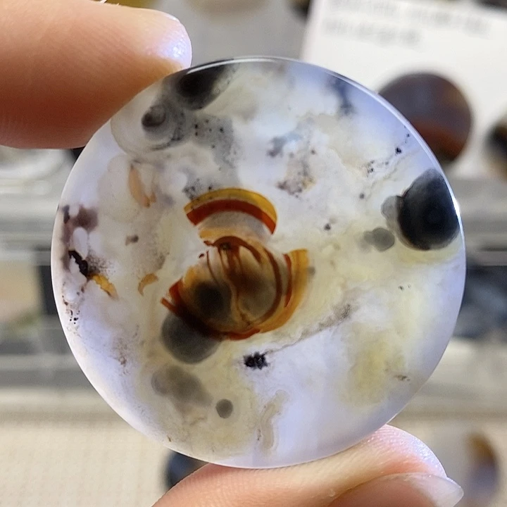 未镶嵌颈饰玛瑙/玉髓