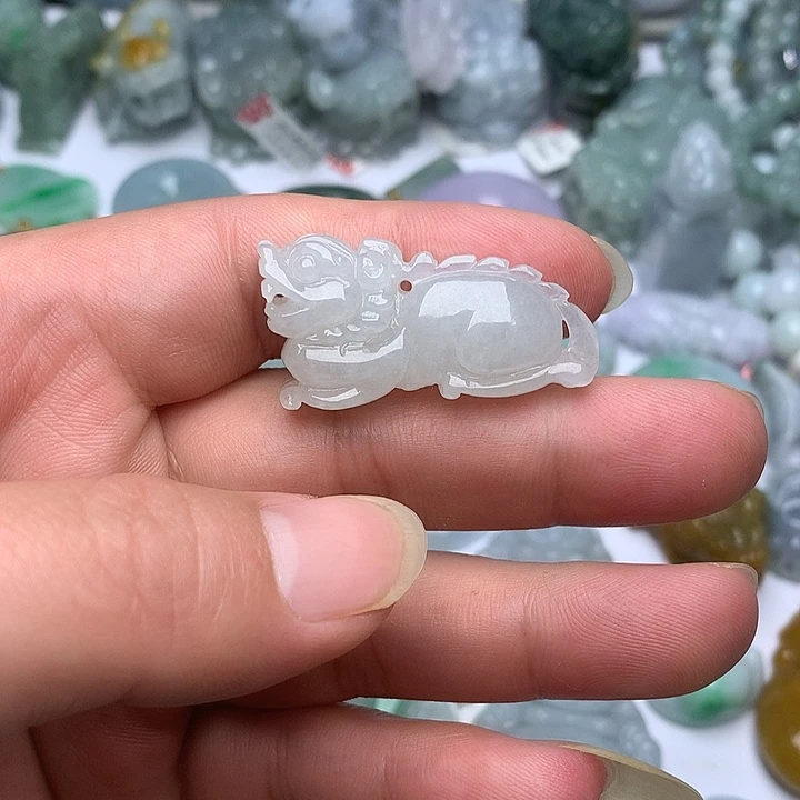 翡翠未镶嵌颈饰天然翡翠