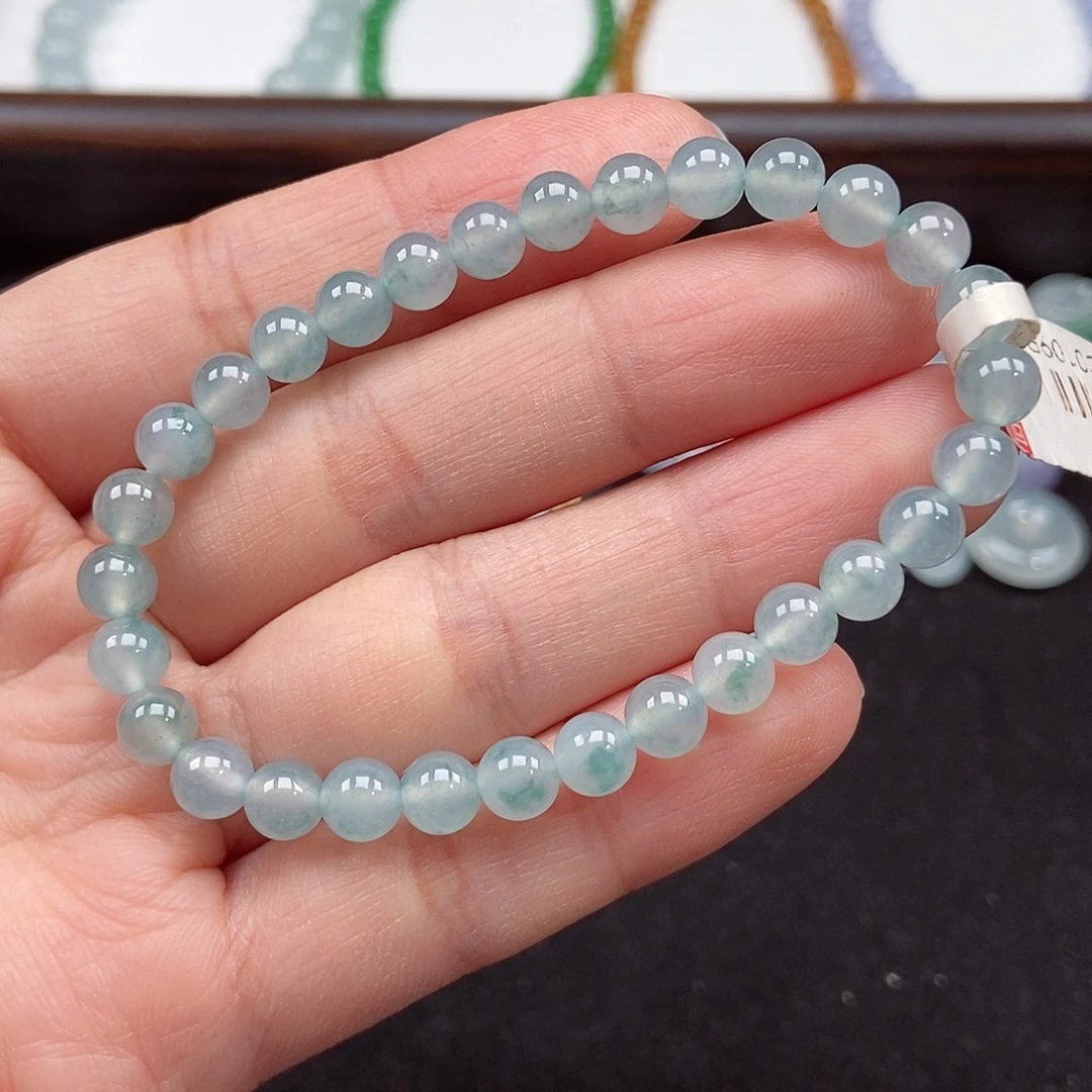 翡翠未镶嵌手串卡6