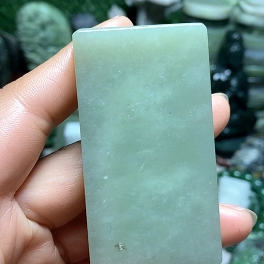 未镶嵌和田玉（糖玉）珠宝半成品