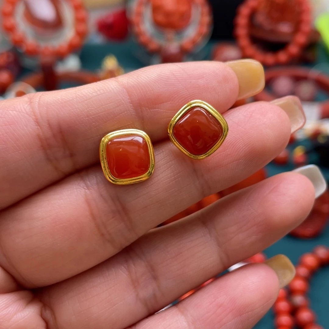 南红玛瑙银S925镶嵌保山南红冰红小方糖耳钉