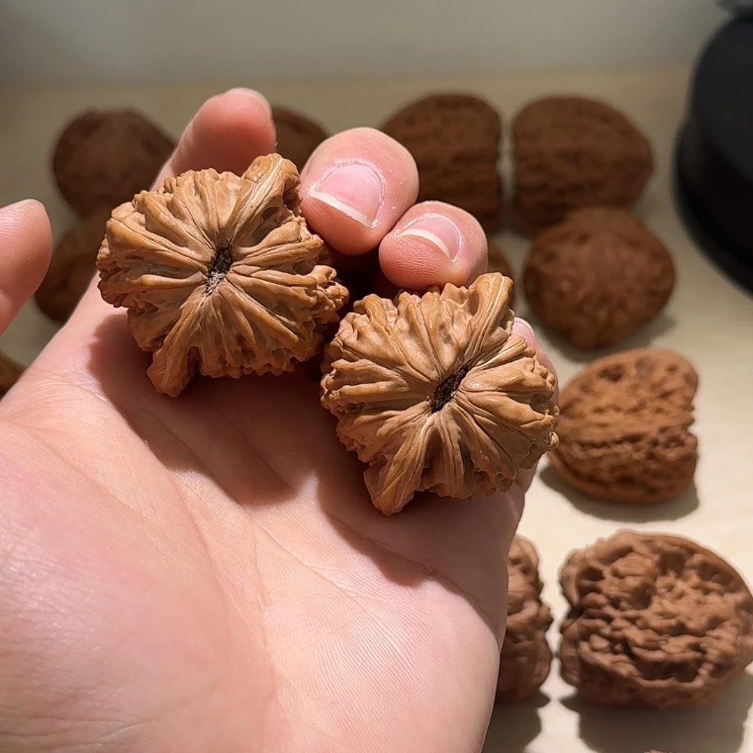 弘***衫吊坠文玩核桃楼子