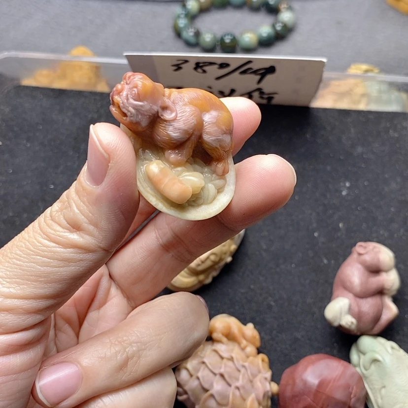【闪购商品】定制石英质玉吊坠未镶嵌