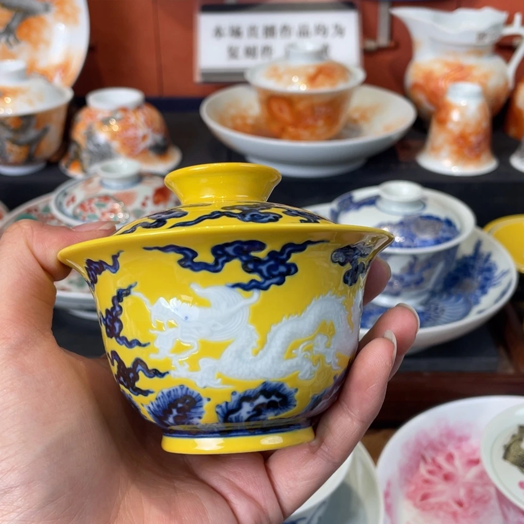 我是一只小小鸟，我是一只小小鸟q