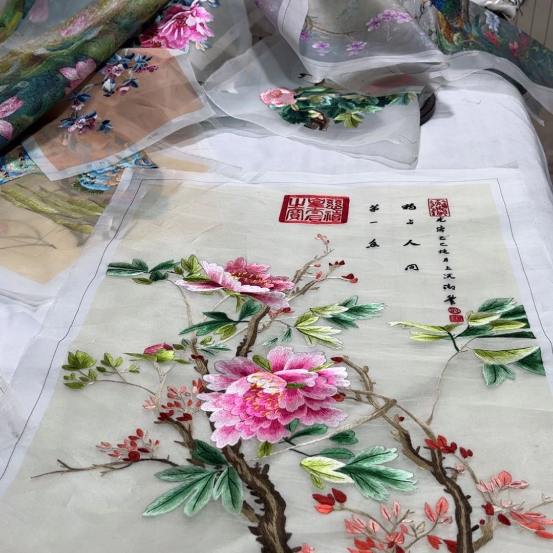 刺绣用****9纯手工打造陆老师