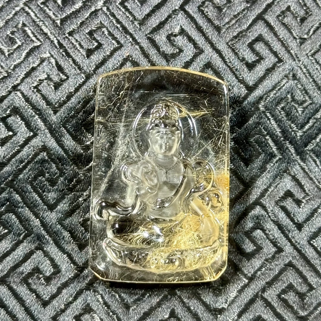 天然水晶纯手工雕刻金发晶观音菩萨吊坠本命佛吊坠精美时尚