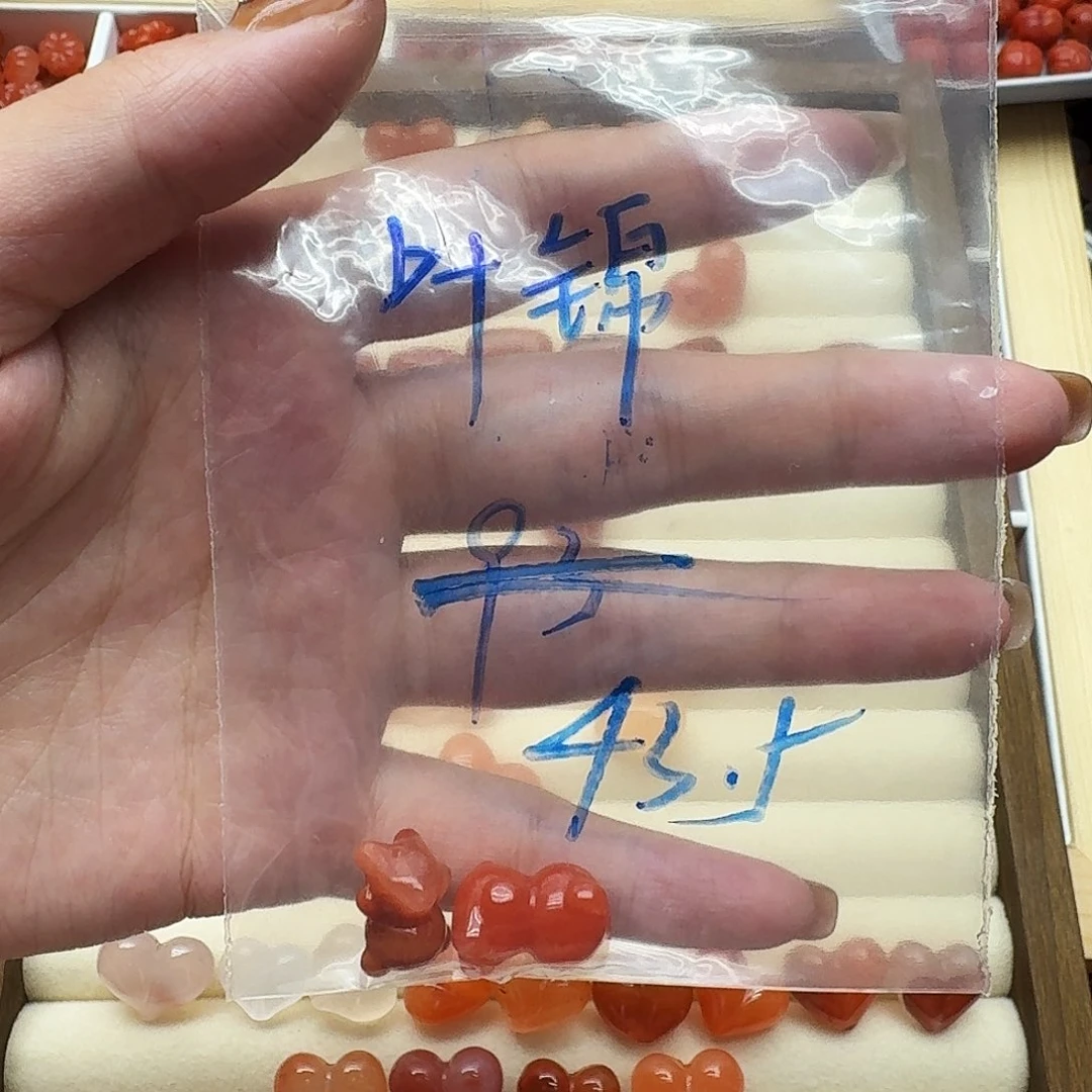 南红玛瑙未镶嵌颈饰8.1