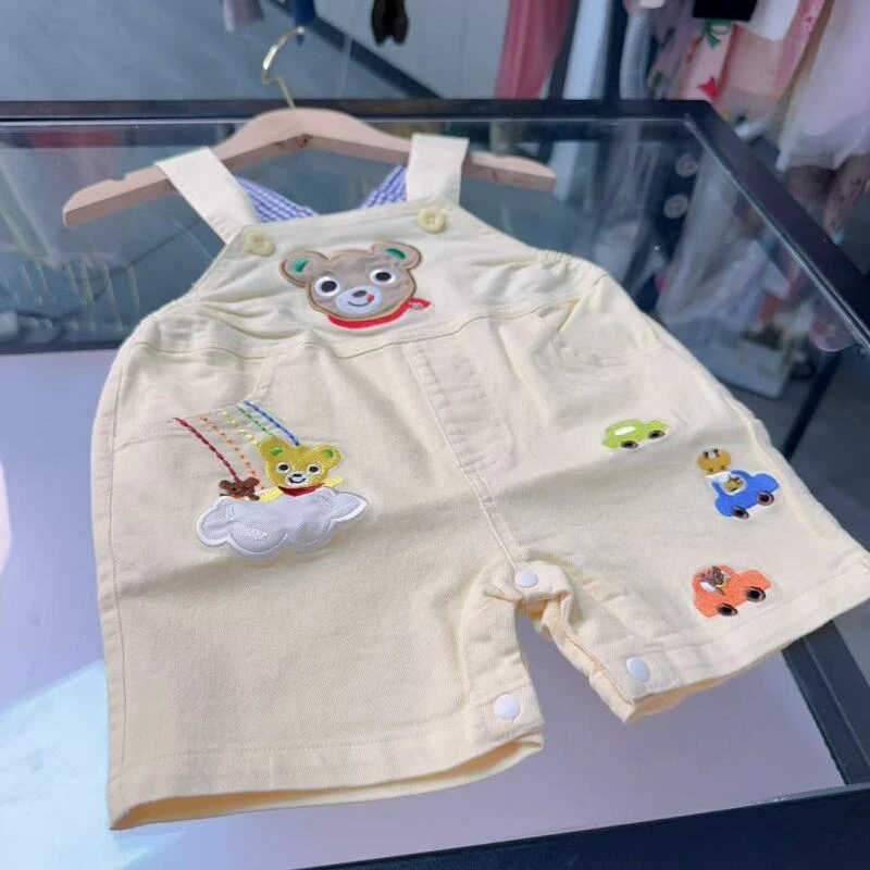 【灰色字母小熊】2025年早春款休闲短裤时尚小短裤