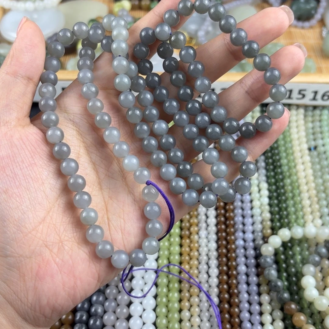 —***—颈饰未镶嵌和田玉
