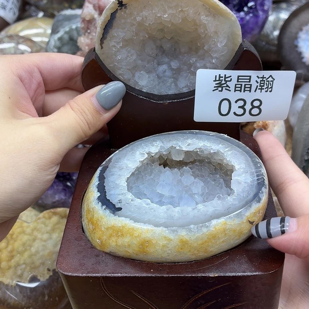 玛瑙/玉髓未镶嵌珠宝奇石