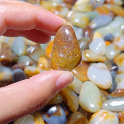 和田玉（子料）未镶嵌颈饰11.2克