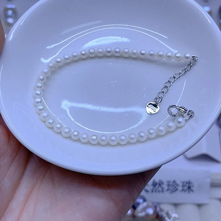 颈饰未镶嵌淡水珍珠