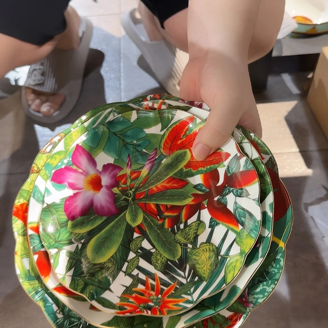 K***。搪瓷瓷器瓷器瓷器瓷器
