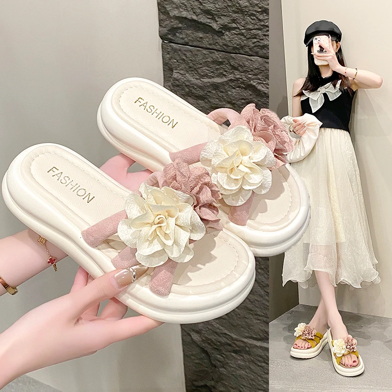 2025新款沙滩防滑夏季一字拖度假风拖鞋网红百搭薄雾少女风