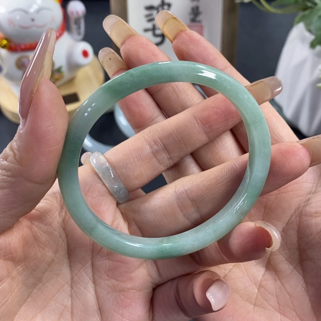 翡翠未镶嵌手镯天然翡翠手镯贵妃55.8