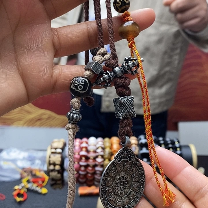 玛瑙/玉髓合金颈饰