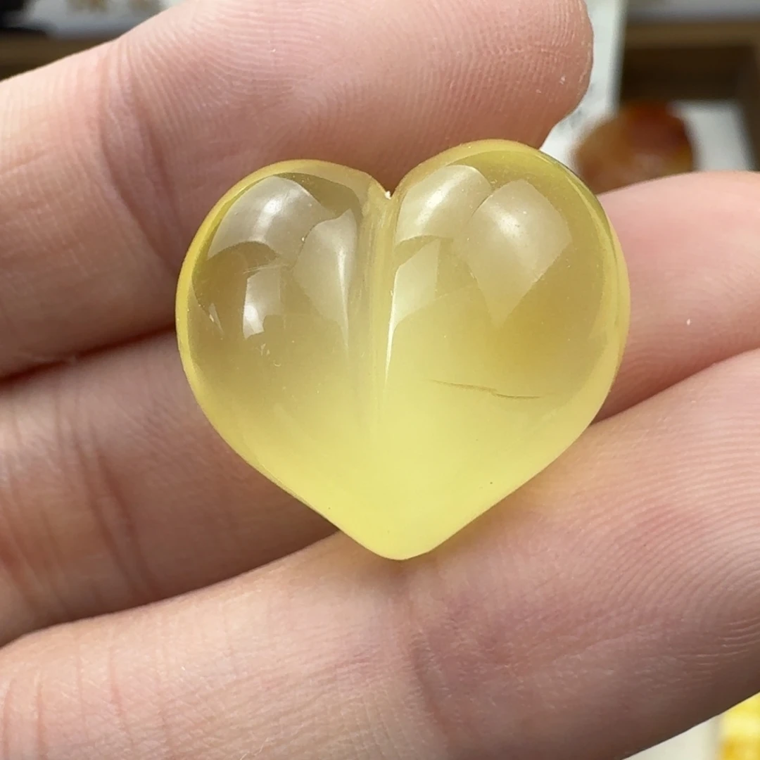 蜜蜡未镶嵌珠宝奇石全品 19.9×17.9×13mm